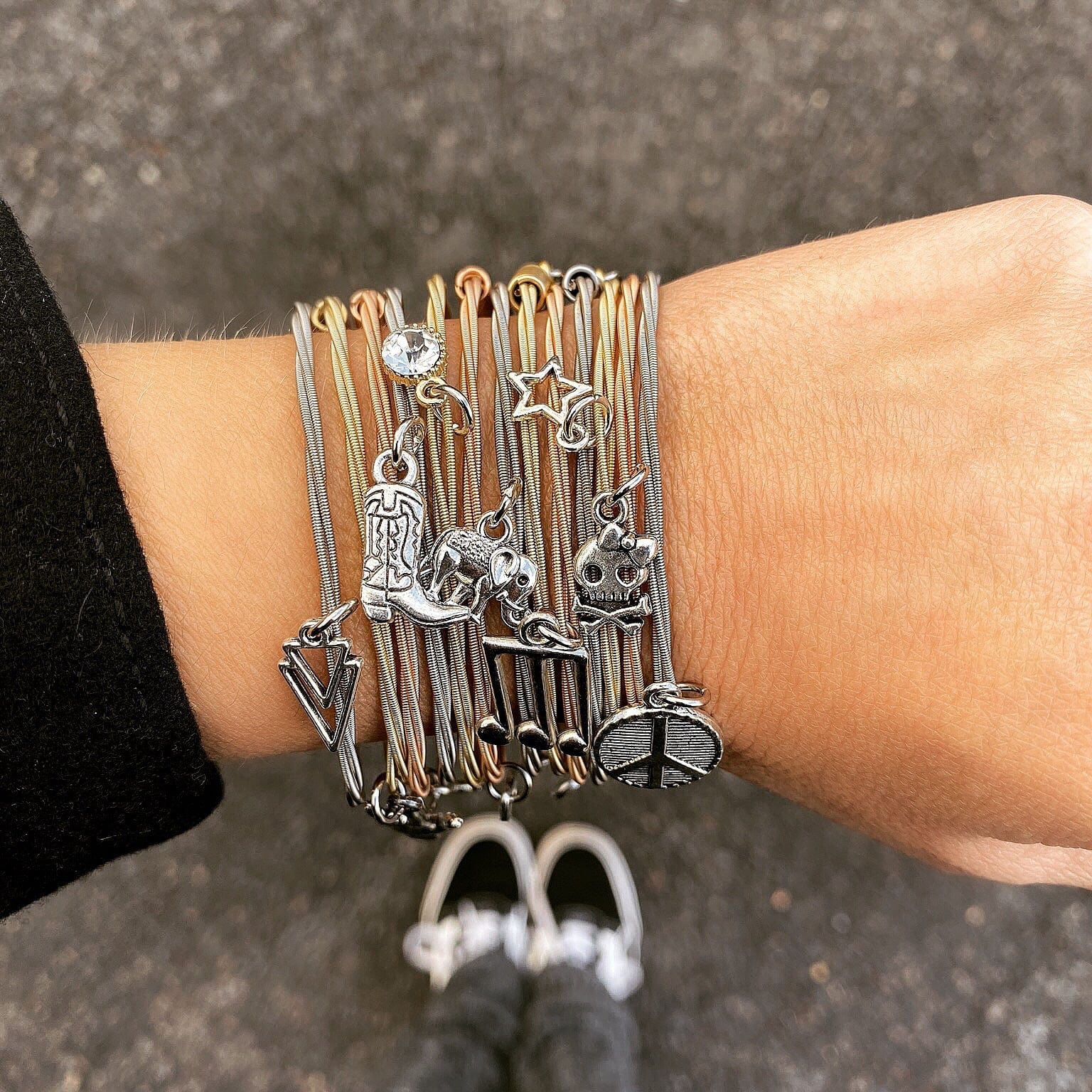 SKULL – “WANTED DEAD OR ALIVE” - Image 4